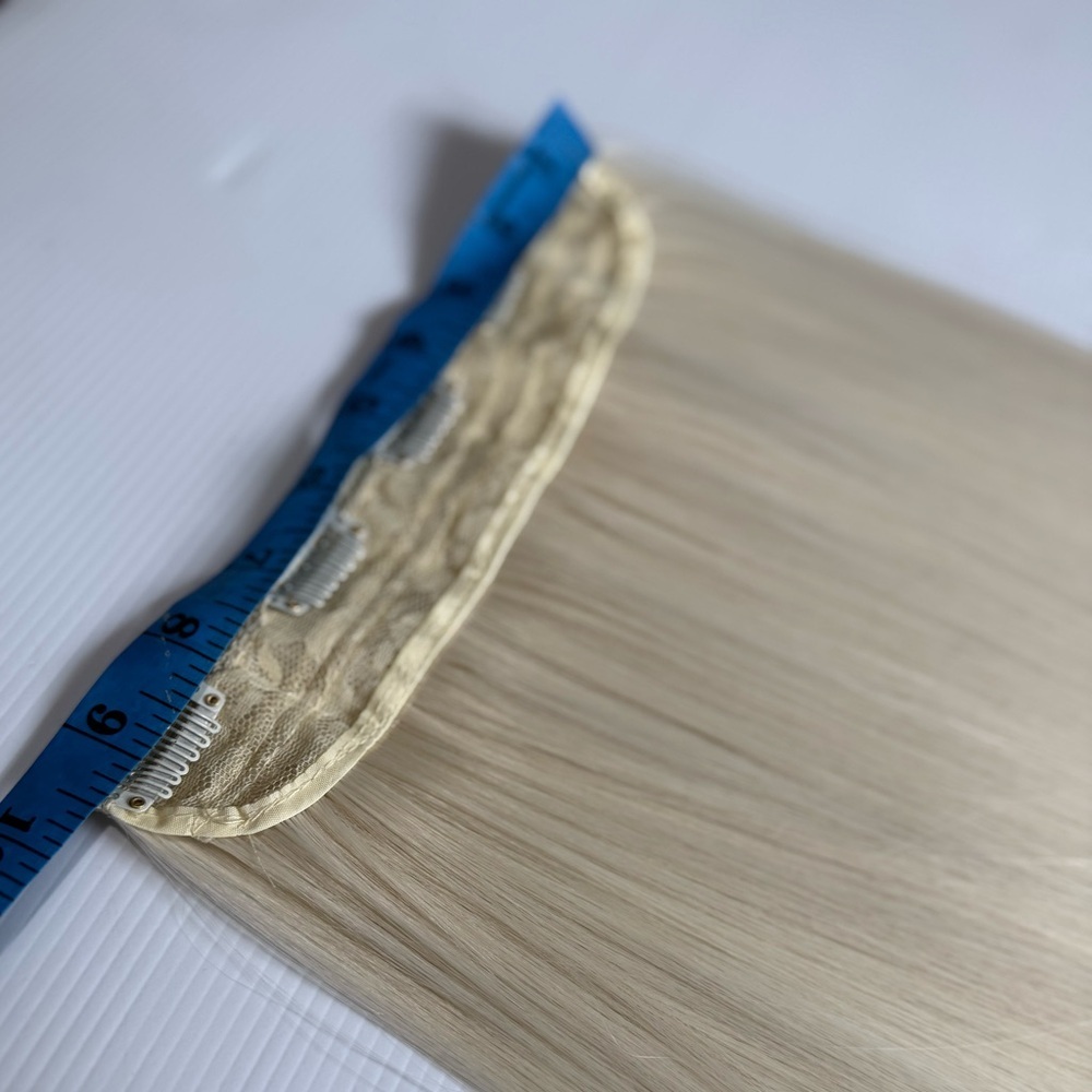 24” One-Piece Clip-In Hair Extension Platinum Blonde Straight Hair Natural look - Picture 6 of 14
